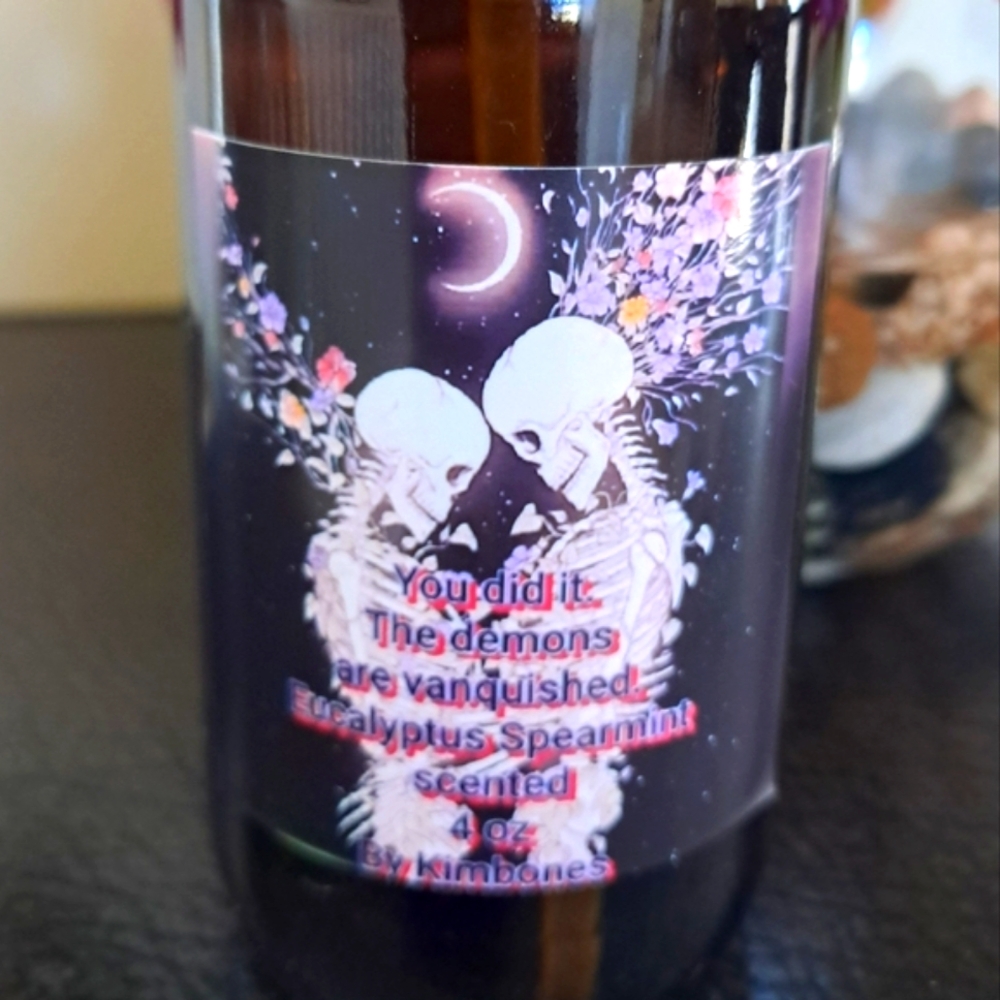 Hand Crafted , Wicked Worthy Lavatory Mist, Eucalyptus Spearmint scented - Picture 5 of 6